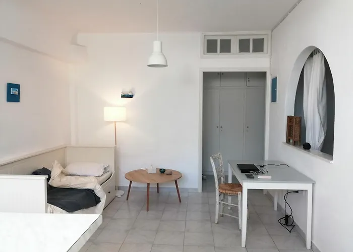 Renovated In The Heart Of Paroikia.